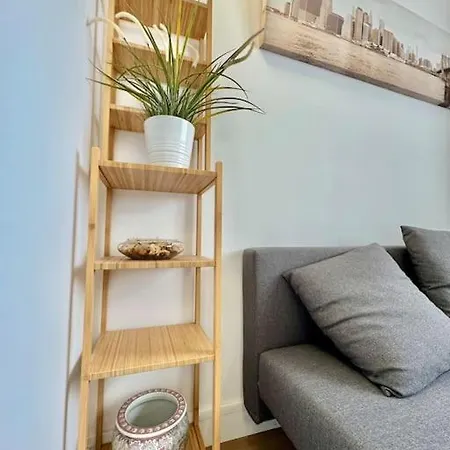 Joli F2 4prs Equipe « clos Notre Dame »