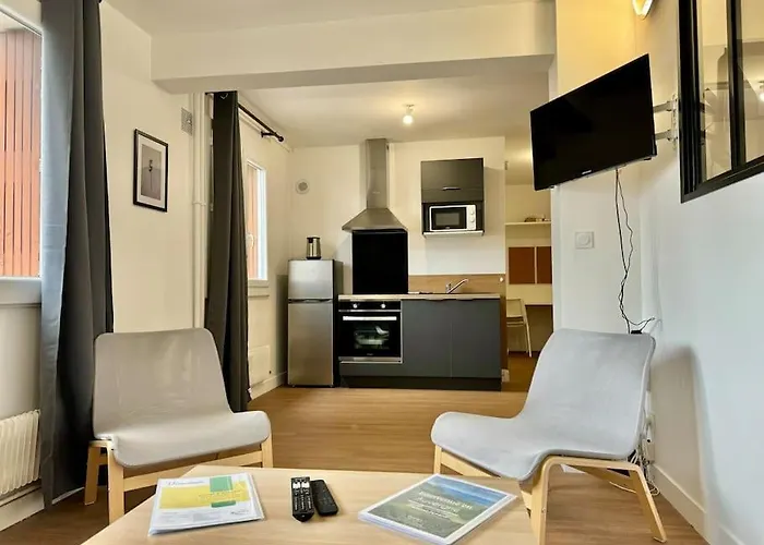 Joli F2 4prs Equipe « clos Notre Dame » Clermont-Ferrand